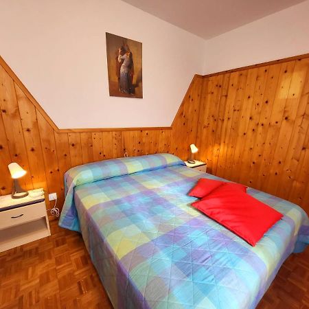 Casa Bruno Lägenhet Lenzumo di Concei Exteriör bild