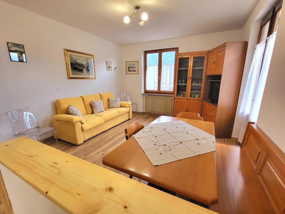 Casa Bruno Lägenhet Lenzumo di Concei Exteriör bild