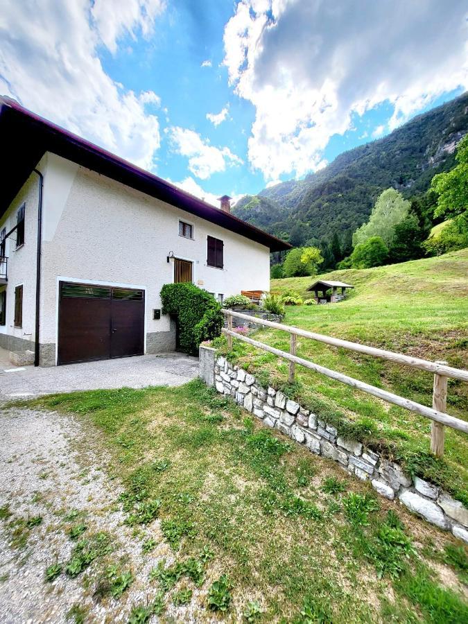 Casa Bruno Lägenhet Lenzumo di Concei Exteriör bild