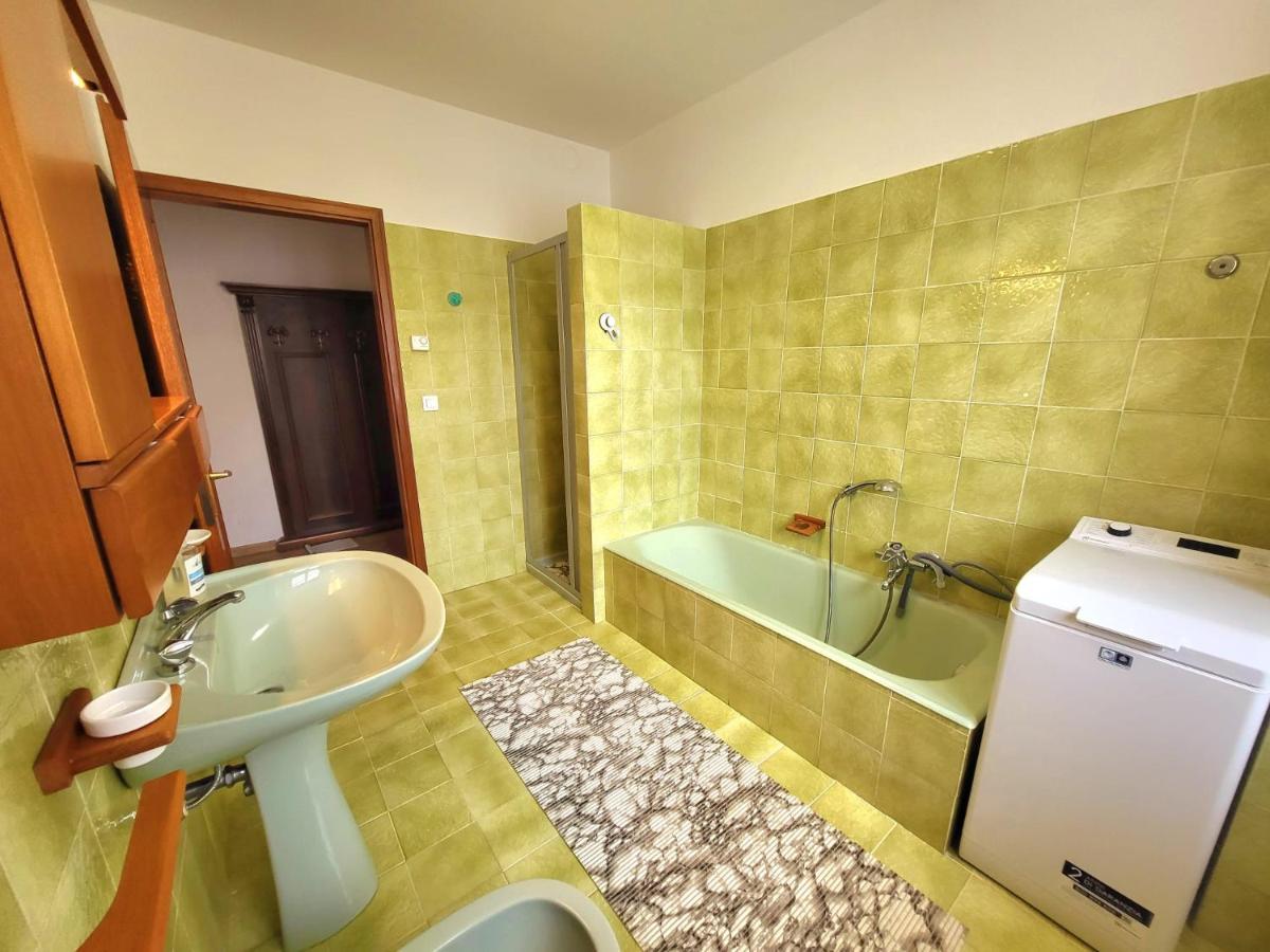 Casa Bruno Lägenhet Lenzumo di Concei Exteriör bild
