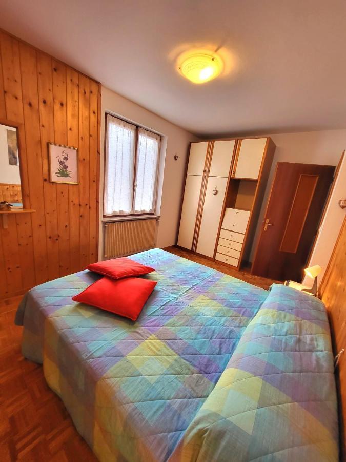 Casa Bruno Lägenhet Lenzumo di Concei Exteriör bild